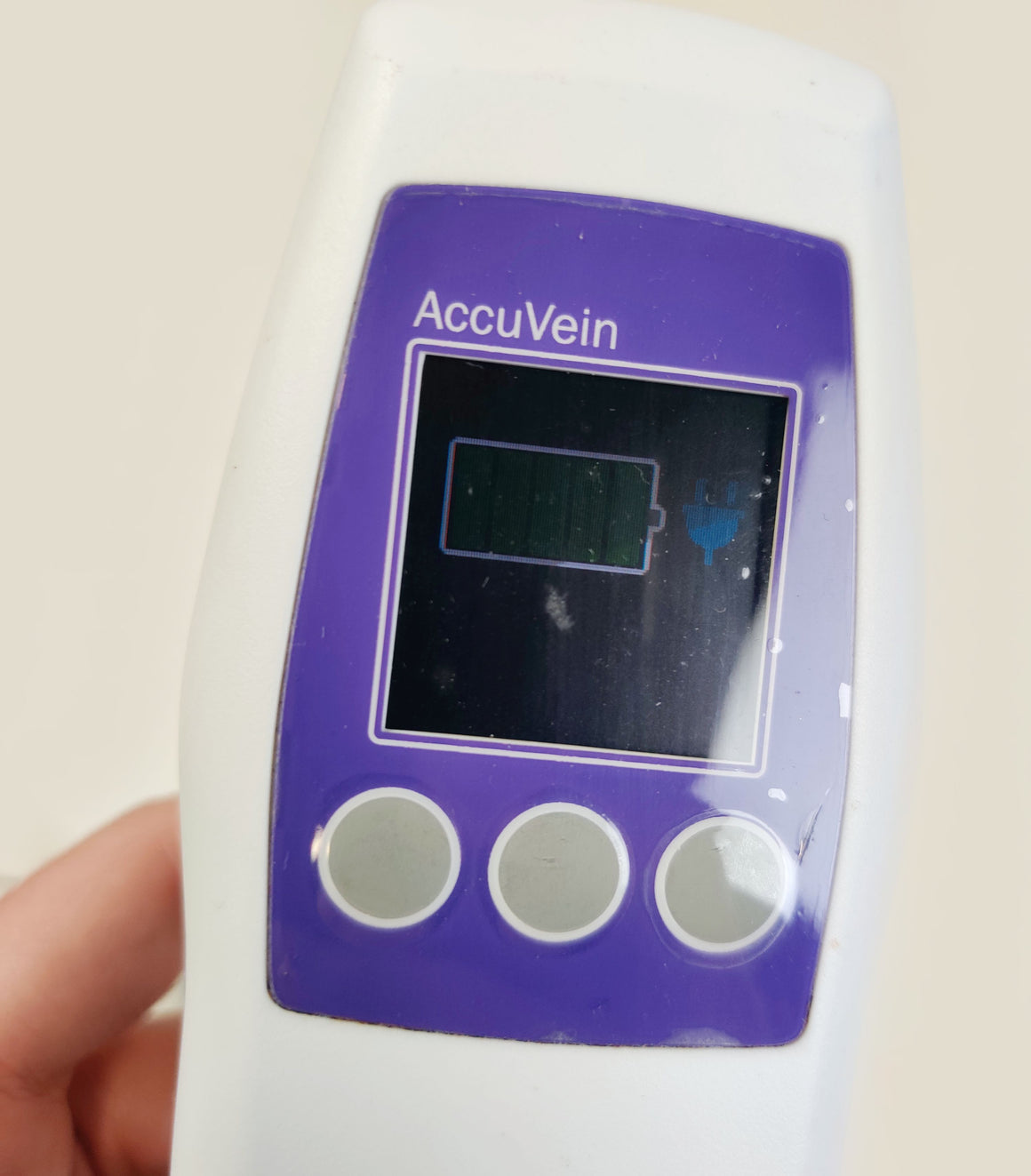 Accuvein AV500 Portable UV Light Vein Finder with Stand, Charger, - 