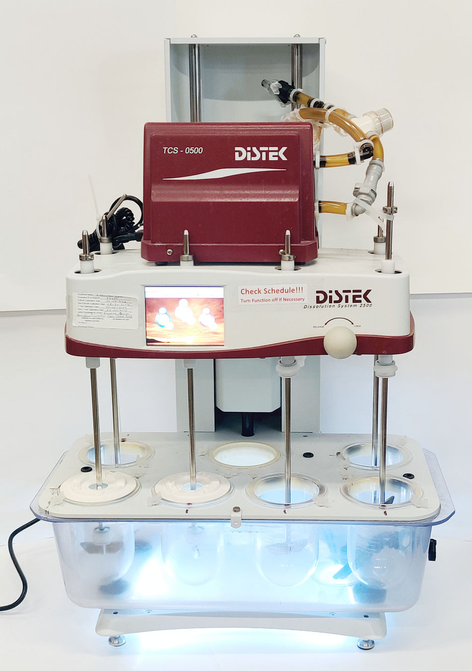 Distek 2500 Dissolution Testing System w TCS-0500 Thermocirculator. Calibrated