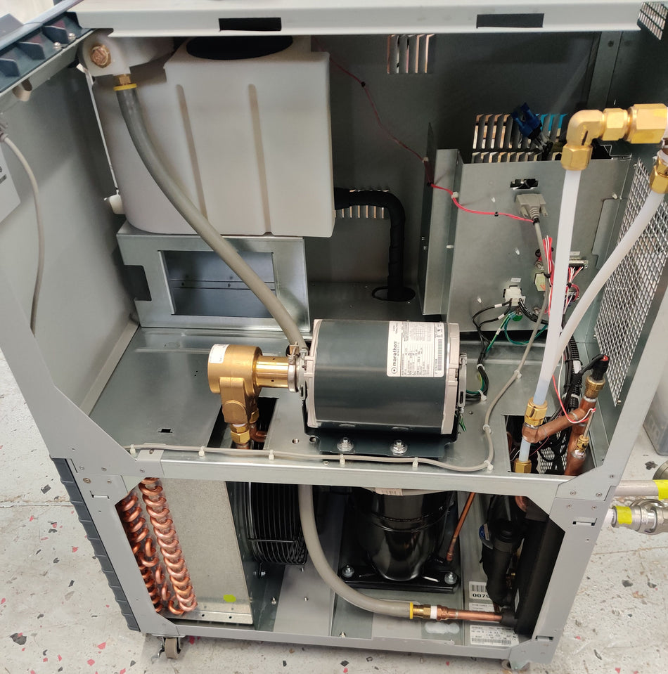 Thermo Neslab ThermoFlex 3500 Recirculating Chiller 5°C 7.2 L Working and Tested