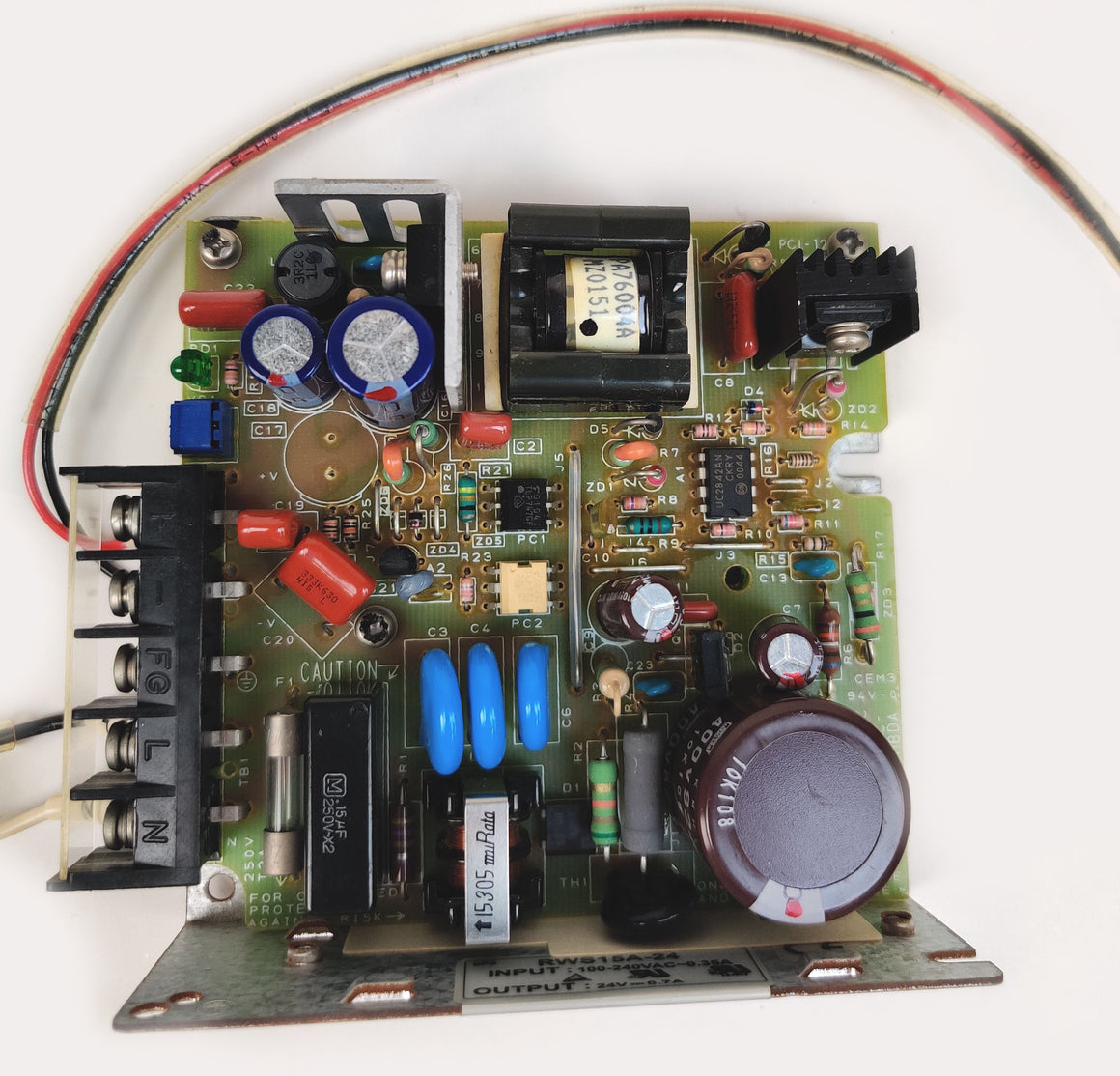 Agilent  Micro Degasser 17W Power Supply Lambda RWS15A-24 Tested G1379A G1322A