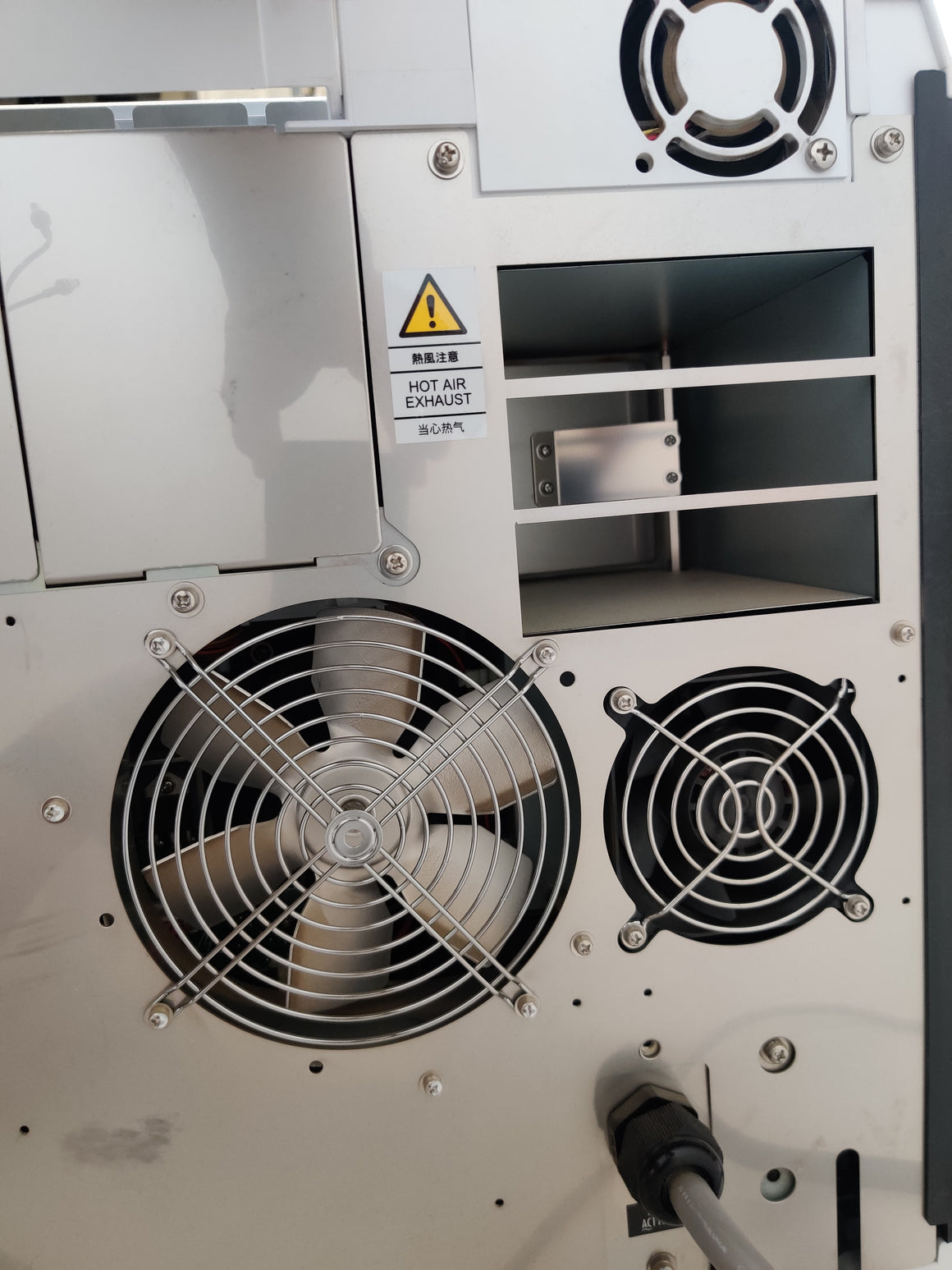Shimadzu Nexis GC-2030 Gas Chromatograph with FID & TCD Detectors. No errors.