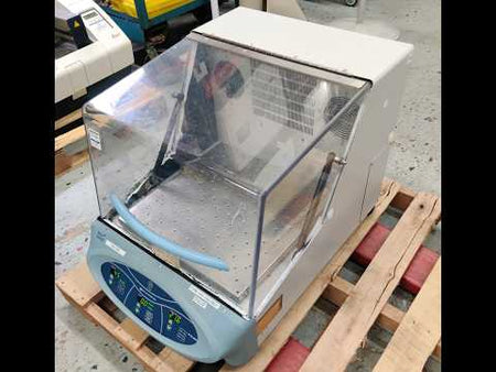 Barnstead Lab-Line MaxQ 4000 Incubator Orbital Shaker SHKE4000-5