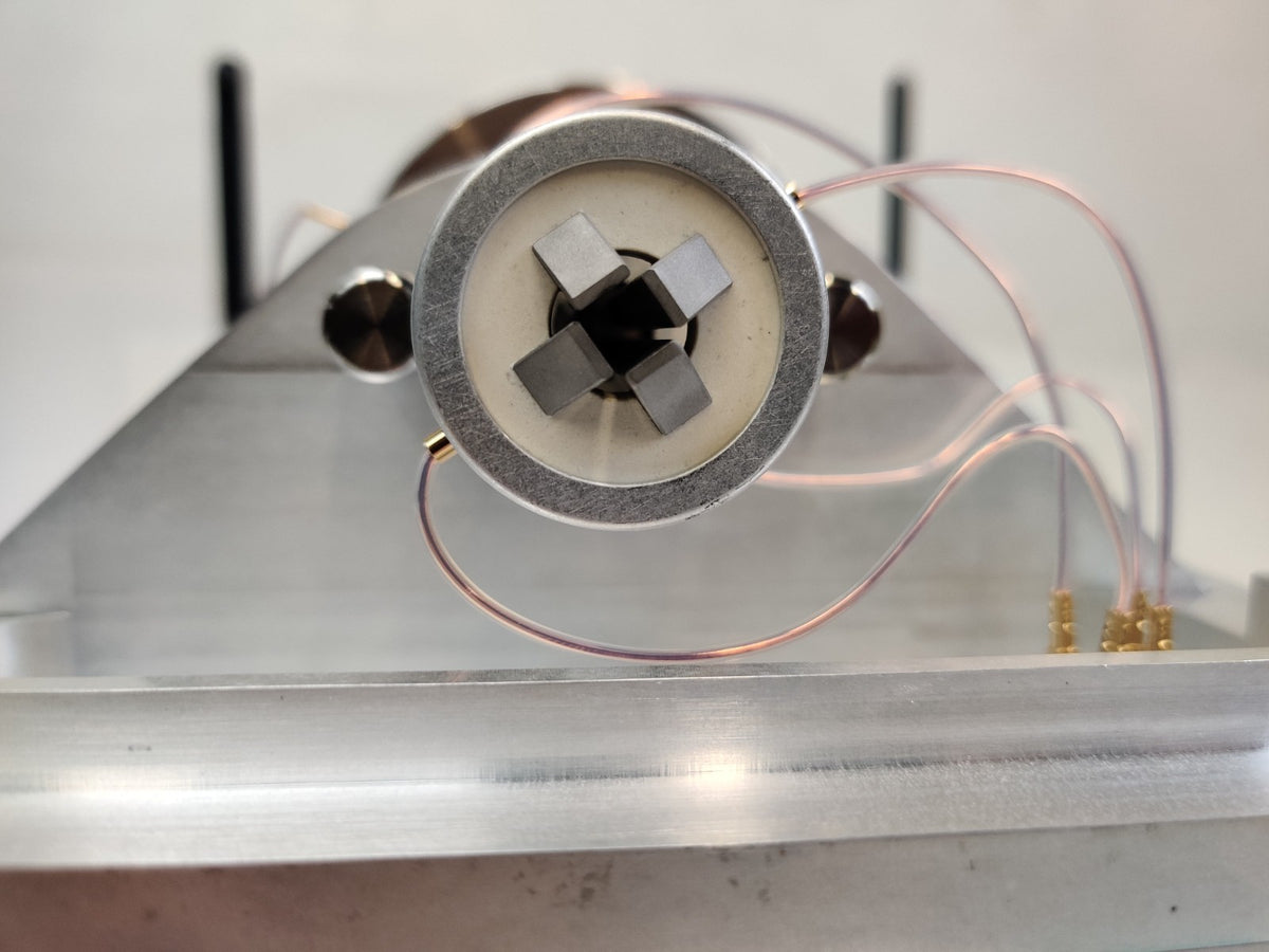 Thermo LCQ Advantage Mass Analyzer with Ion Optics, Octopole Quadrupole Assembly - 