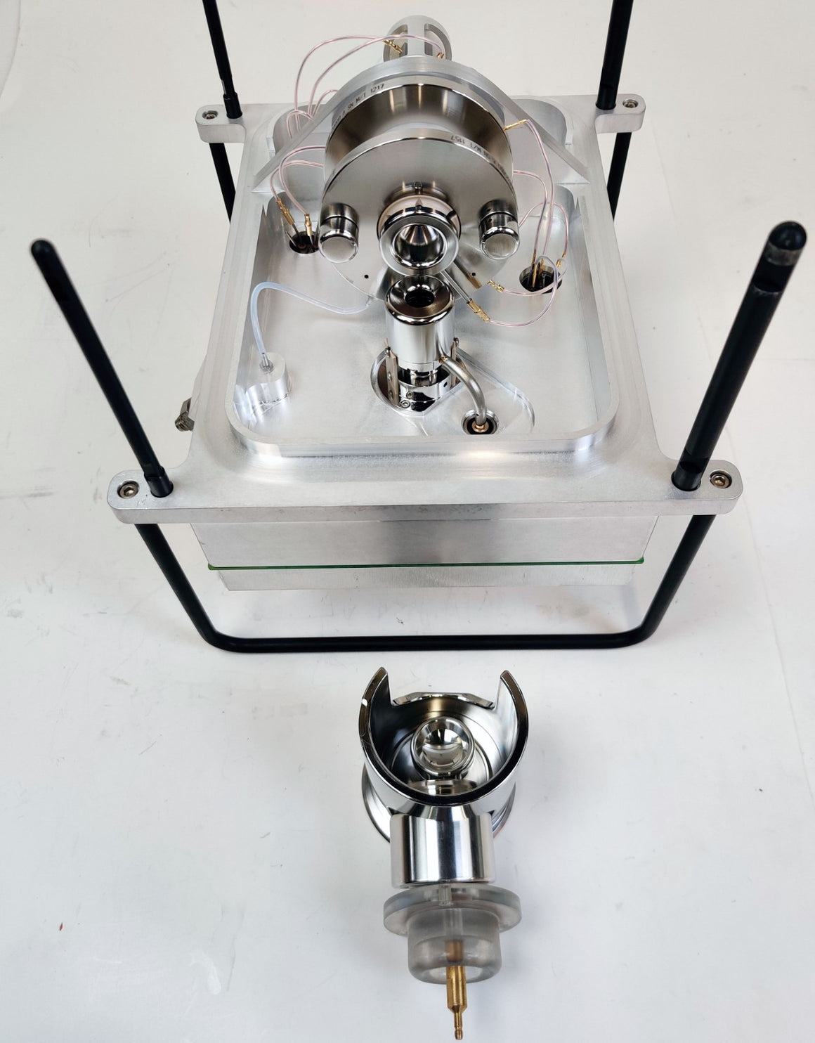 Thermo LCQ Advantage Mass Analyzer with Ion Optics, Octopole Quadrupole Assembly - 