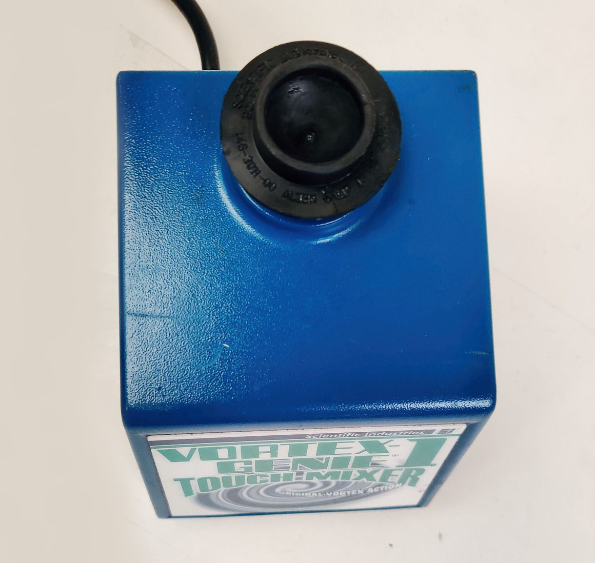 Scientific Industries SI-0136 Vortex Genie Touch Mixer 3200 RPM Tested - 