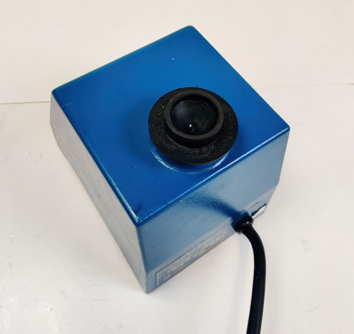Scientific Industries SI-0136 Vortex Genie Touch Mixer 3200 RPM Tested - 