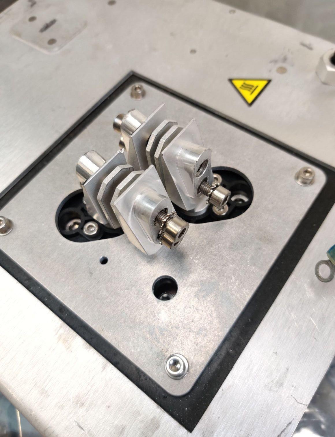 PerkinElmer Optima Avio OES N0799624 RF Solid State Oscillator