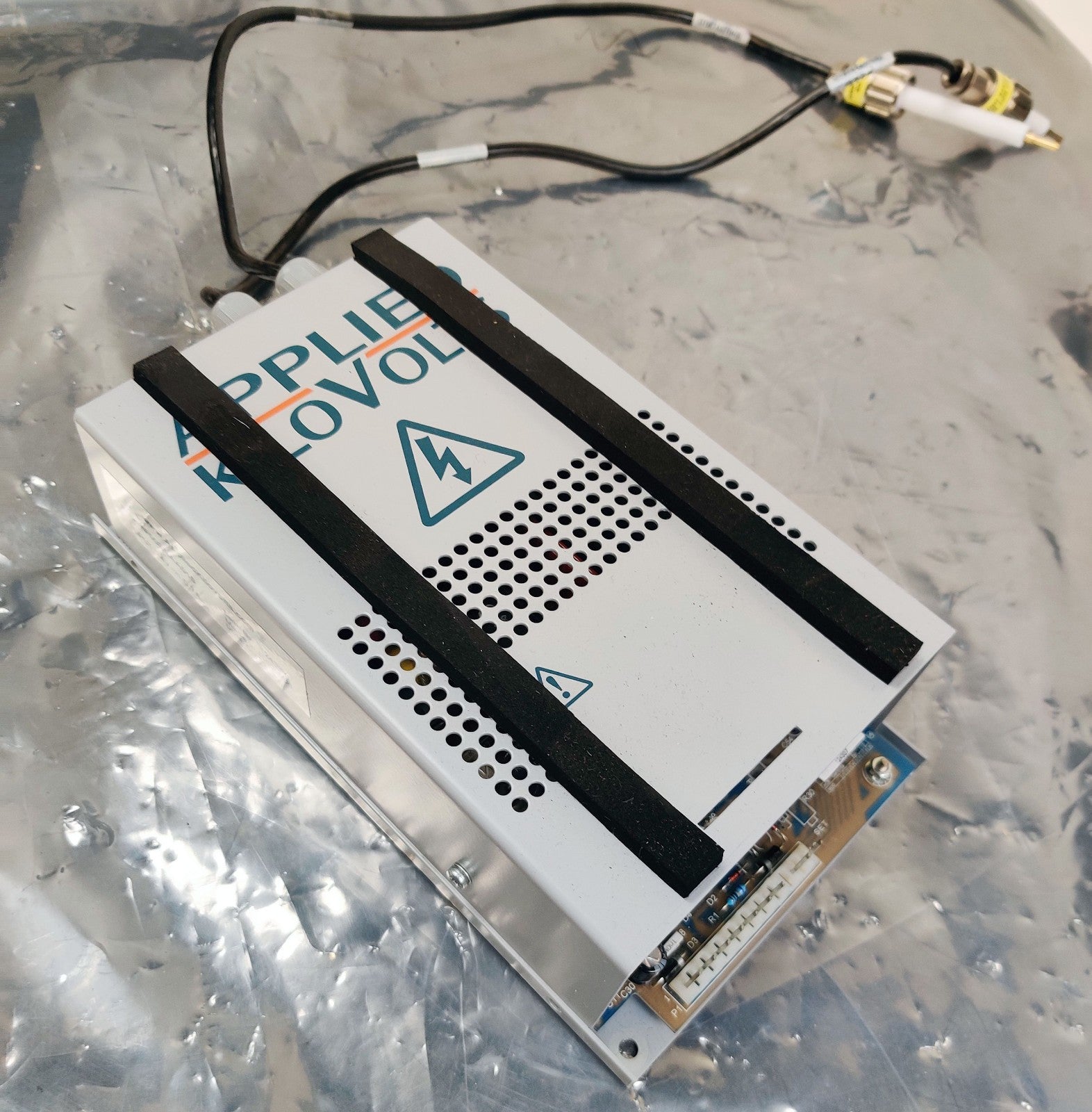 Applied Kilovolts HF003NAA010 High Voltage 3kV Power Supply, Mass Spectrometer - 