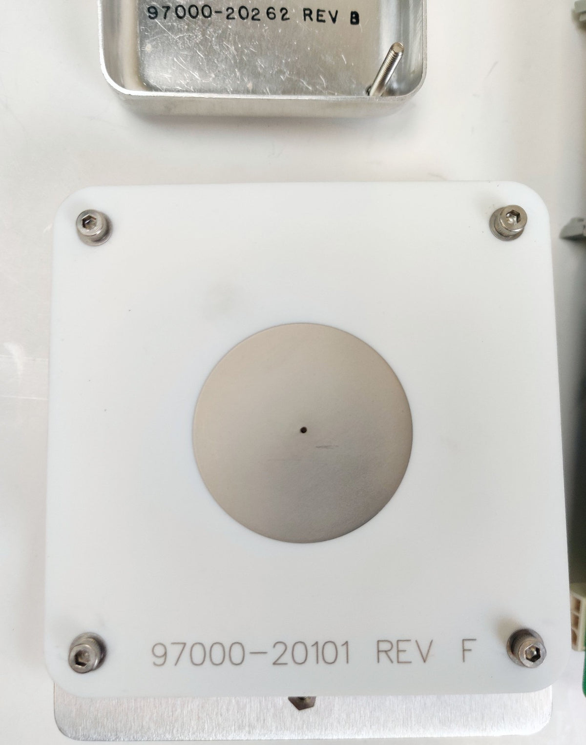 Thermo Finnigan LCQ DECA 96000-21100 RF Control PCB w 97000-20101 Ceramic Plate - 