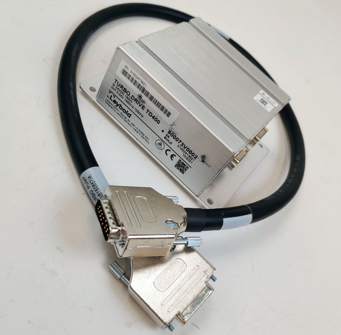 Leybold TD400 Turbo Drive Vacuum Pump Controller 800073V0002 w/ Interface Cable