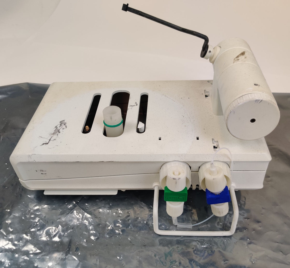 PerkinElmer AS 900 Furnace Autosampler with Arm for PinAAcle 900 N3160090 Parts - 