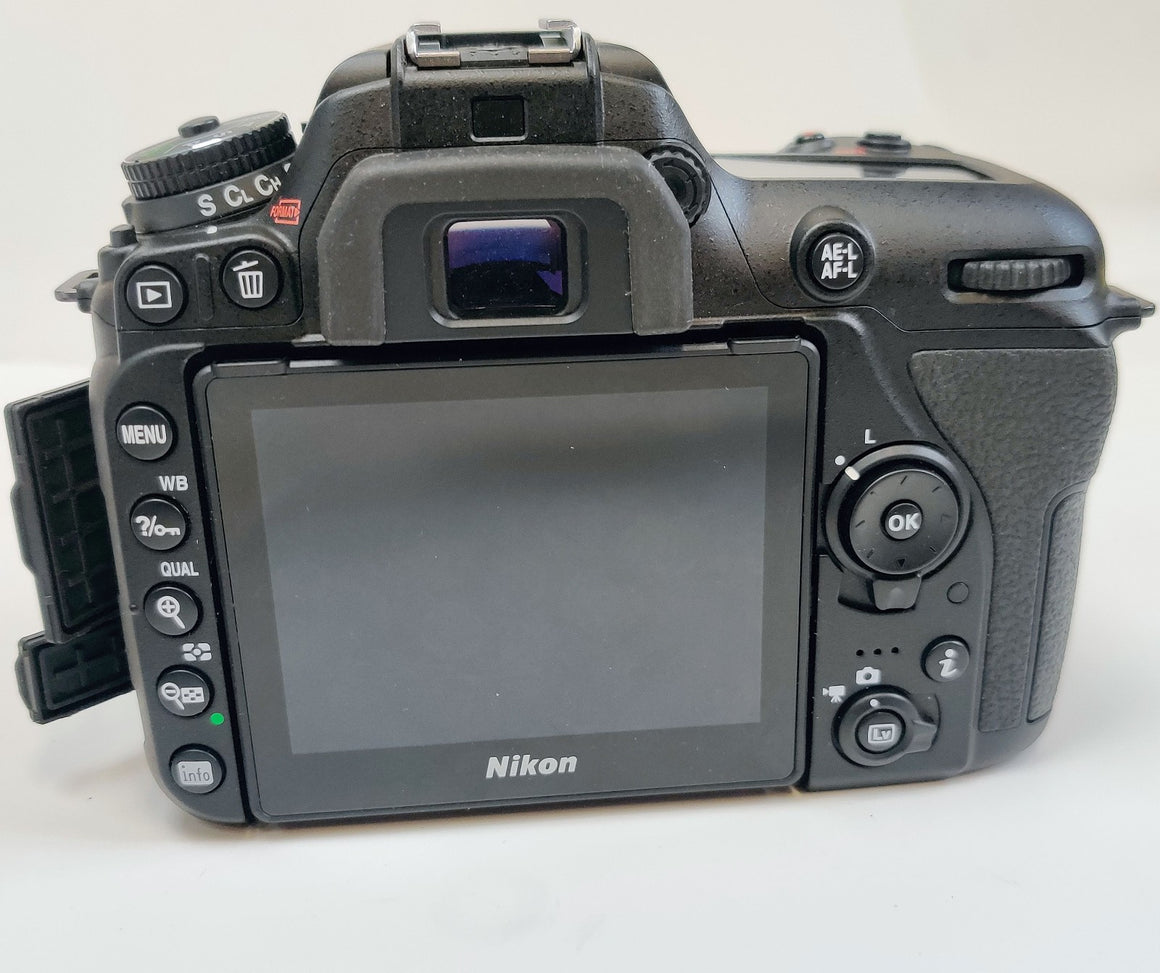 Nikon D7500 Digital SLR Camera 20.9MP WIFI 4K Topcon TRC-NW8 23130 Shutter Count - 