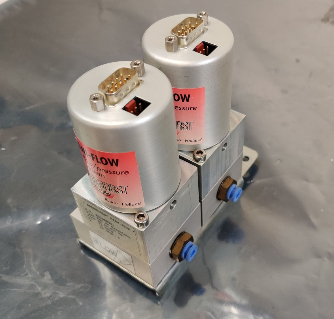 Bronkhorst Mani-Flow Mass Flow Pressure System FM2 on Baseblock 20 ln/min N2