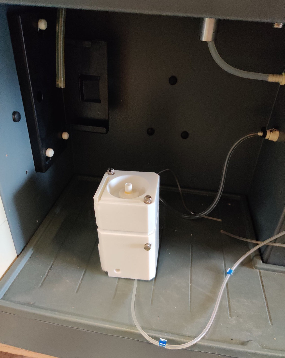 Varian 720-ES ICP Optical Emission Spectrometer with Spray Chamber - 