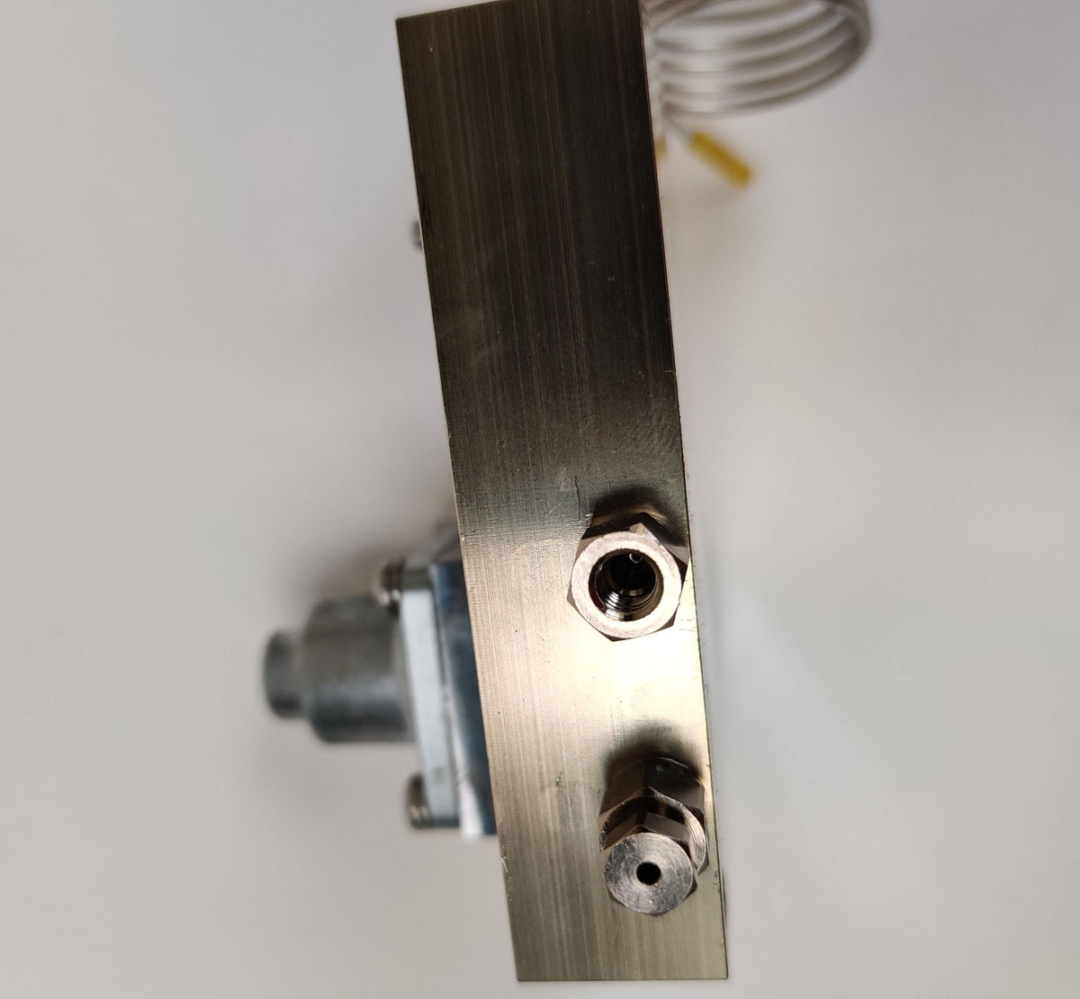 PerkinElmer N670-1021 Clarus 680 GC Pressure Regulator Valve 250psig 50cc/min - 