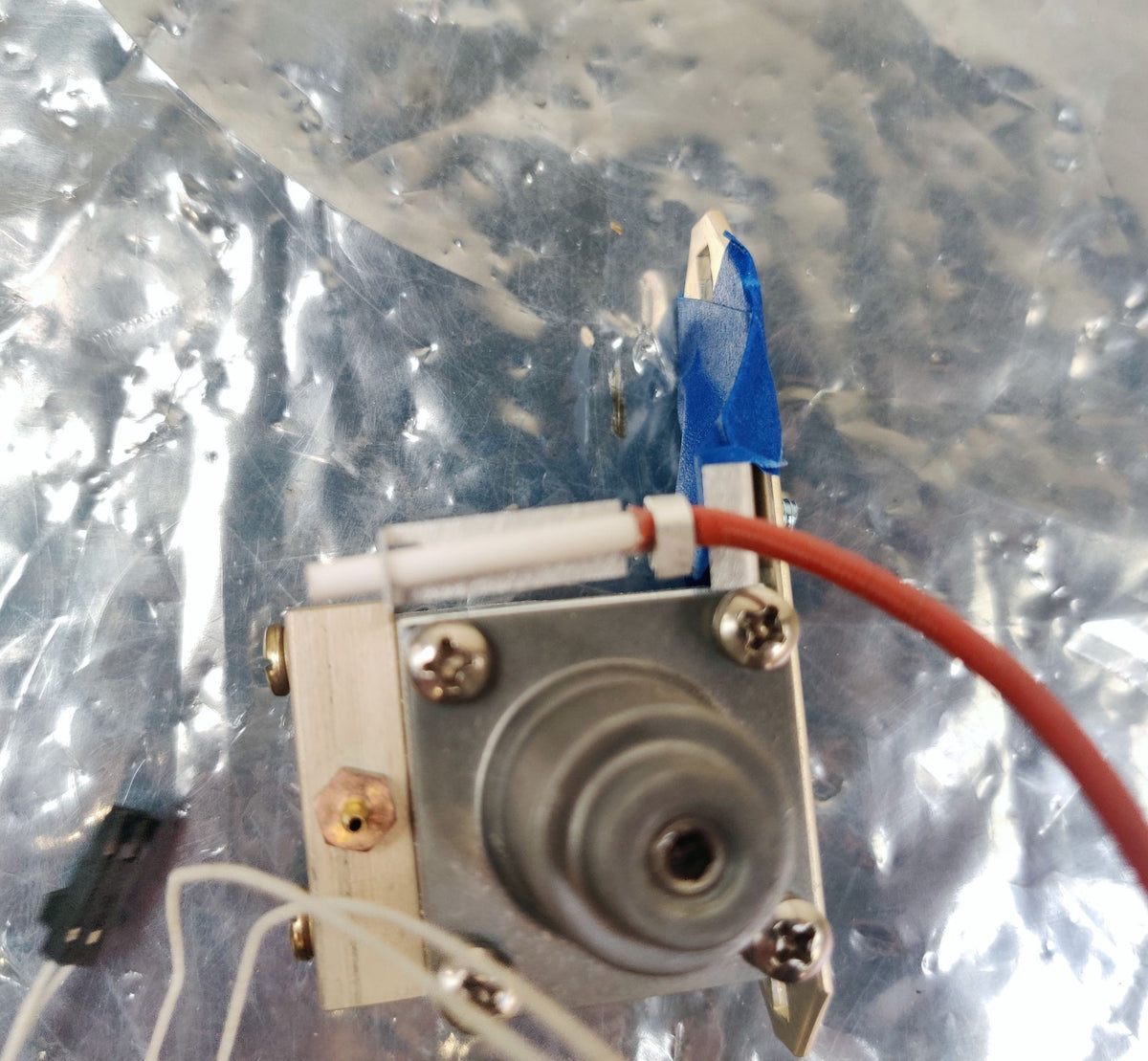 PerkinElmer Clarus 680 Gas Chromatograph N610-0006 Sensor Assy for ECD Detector - 