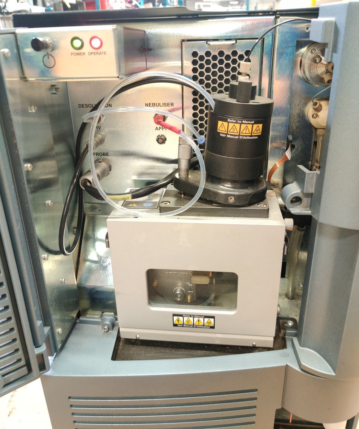 Waters Acquity UPLC SQ Detector Mass Spectrometer with Ion Source and APCI Probe