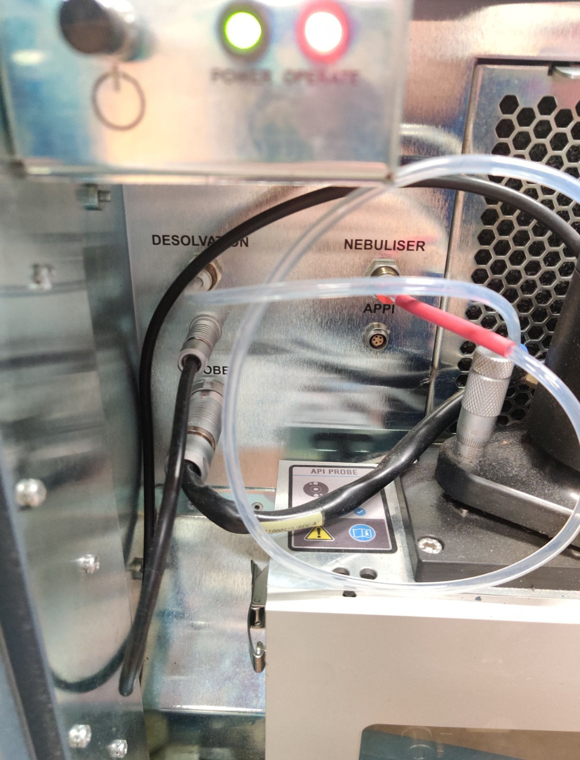 Waters Acquity UPLC SQ Detector Mass Spectrometer with Ion Source and APCI Probe