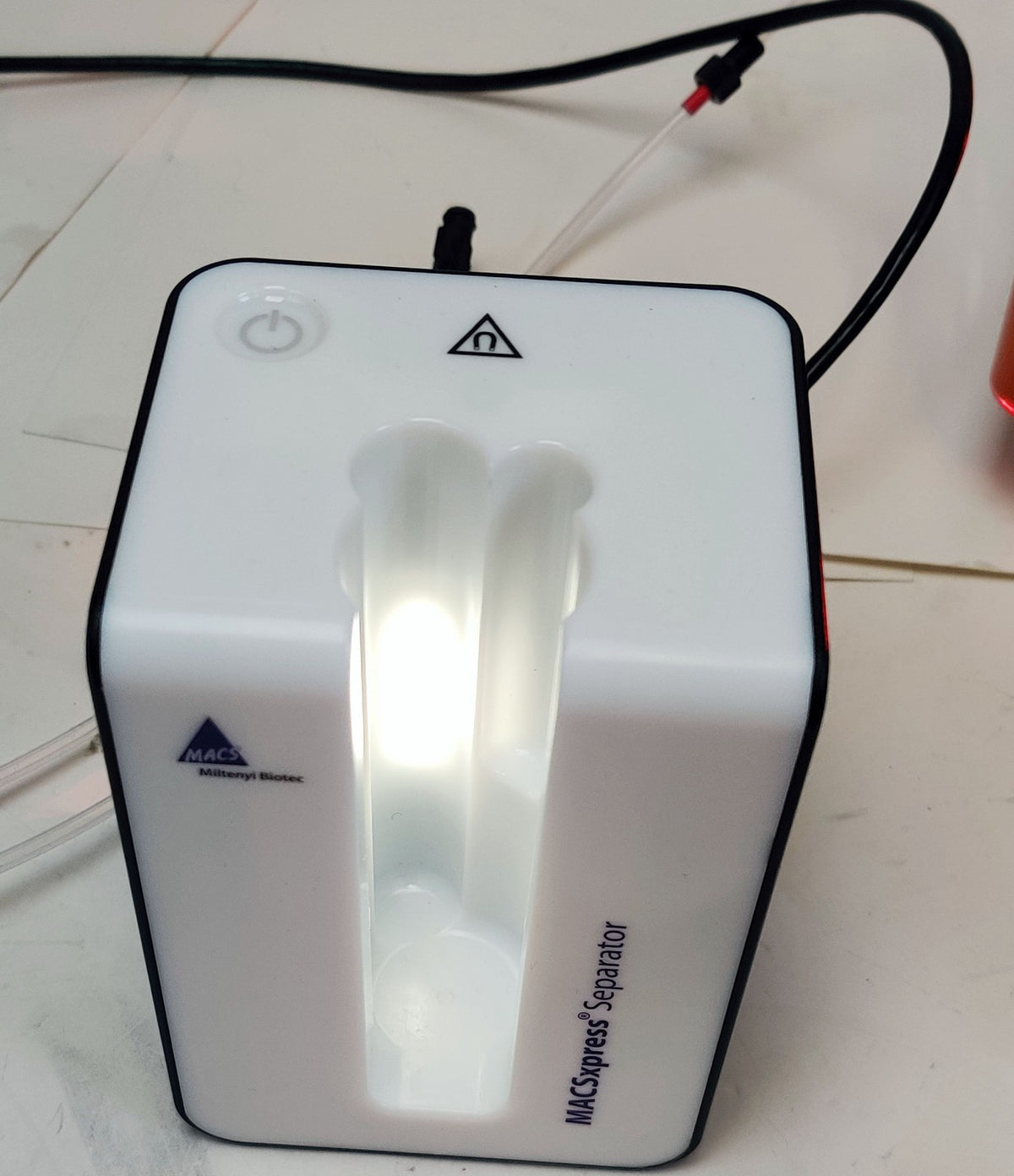 Miltenyi Biotec MACSQuant VYB 3-Laser 8-Color Flow Cytometer - 