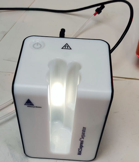 Miltenyi Biotec MACSQuant VYB 3-Laser 8-Color Flow Cytometer - 