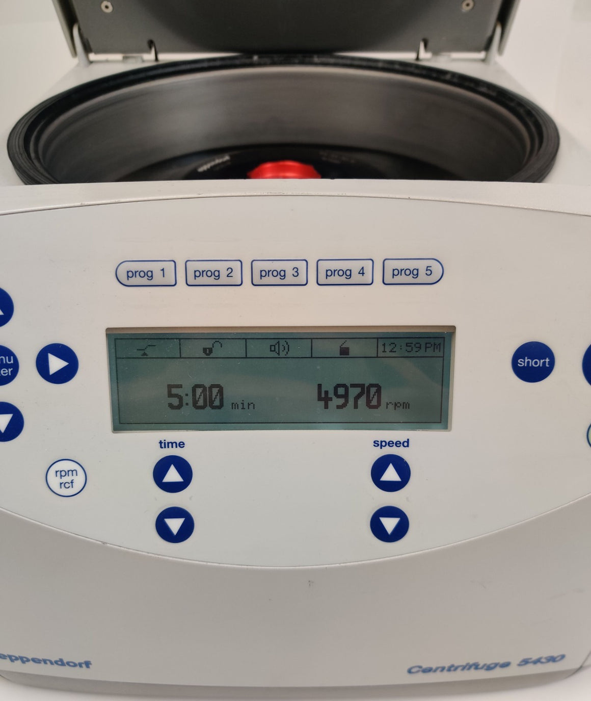 Eppendorf 5430 Benchtop Centrifuge with 30x2.0mL Rotor FA-45-30-11