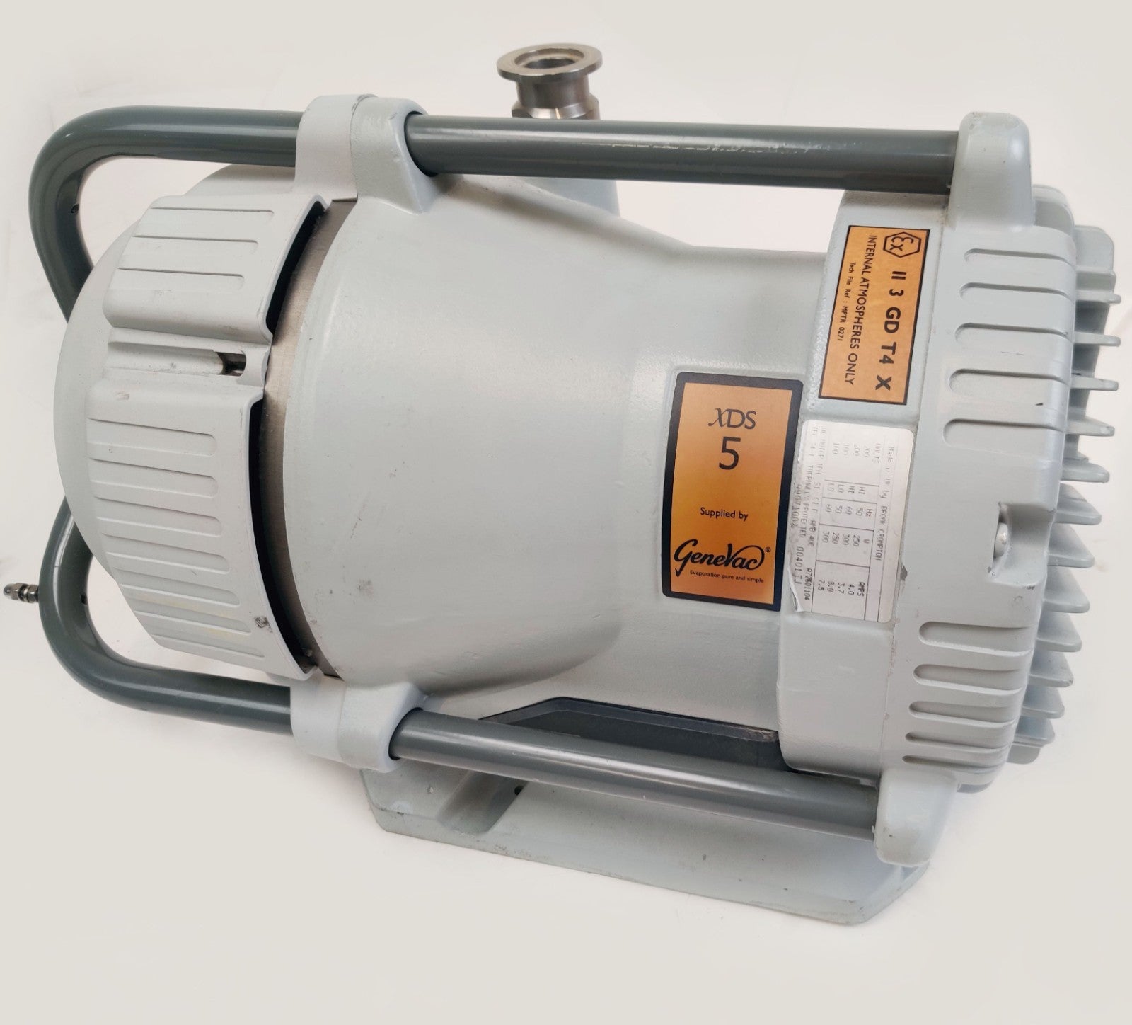 Dry Scroll Vacuum Pump BOC Edwards A724-01-904 XDS5