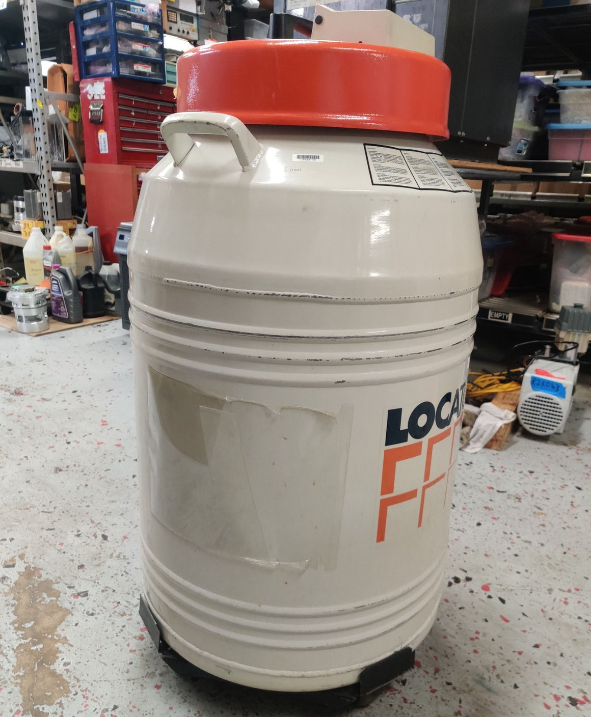 Thermo Thermolyne Locator 4 Cryo Storage Vessel w/ Alarm Monitor, No racks
