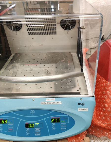 Thermo Scientific MaxQ 4000 Incubator Orbital Shaker SHKE4000