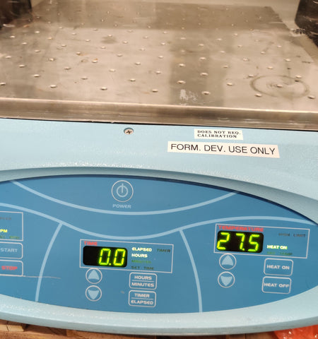 Thermo Scientific MaxQ 4000 Incubator Orbital Shaker SHKE4000
