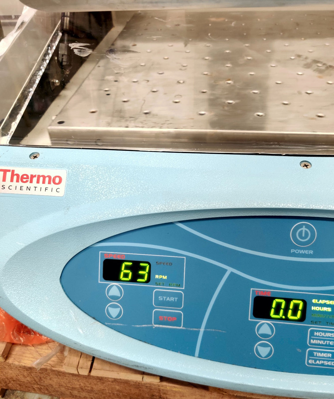Thermo Scientific MaxQ 4000 Incubator Orbital Shaker SHKE4000