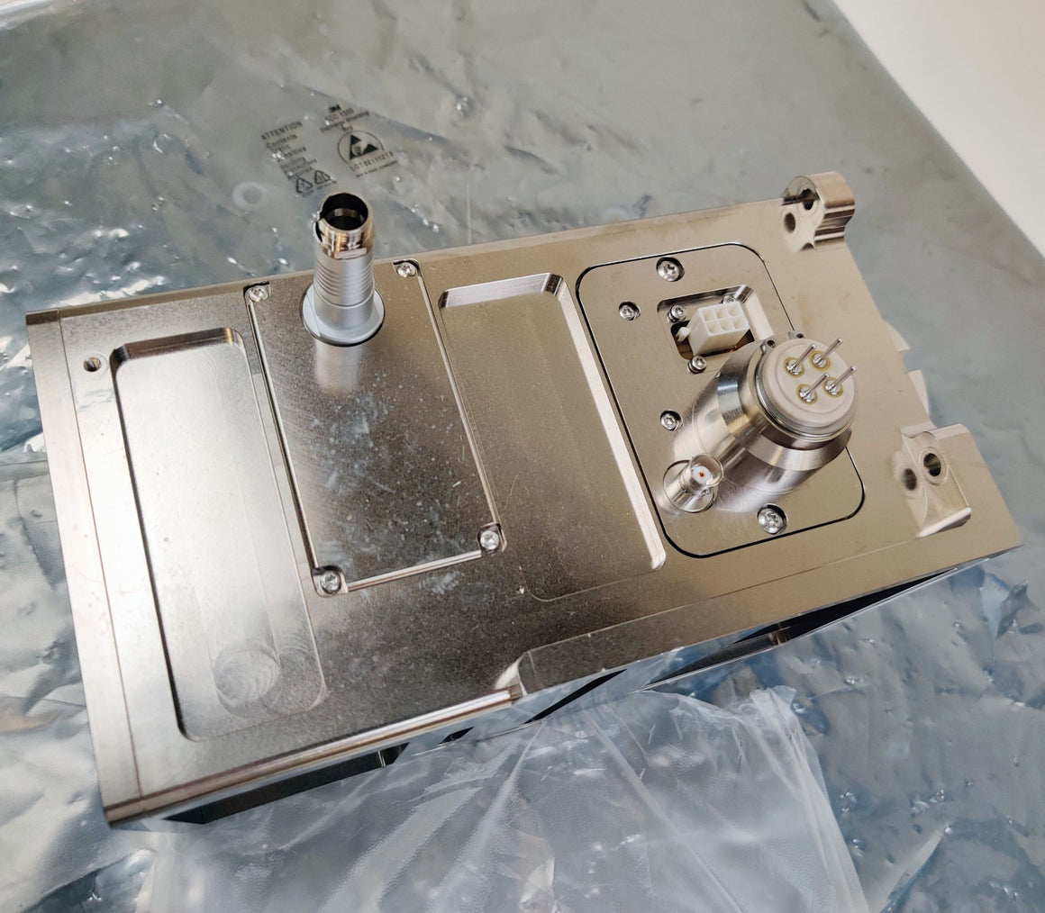 Bruker Daltonics micrOTOF-Q II Time-of-Flight MS Hexapole Ion Optics Detector - 