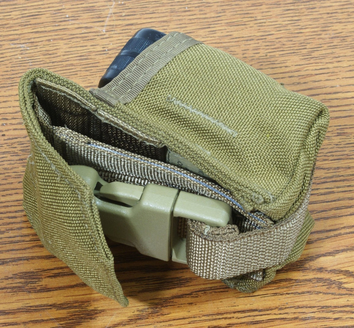 MOLLE USMC TAPE MEASURE, WALLET POUCH COYOTE BROWN EAGLE IND. - 