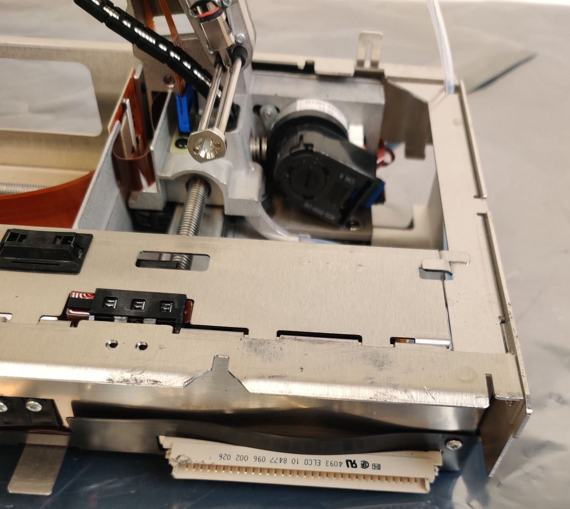 Agilent G1367-60019 Sample Transport Arm Assy w G1367-98700 Motor