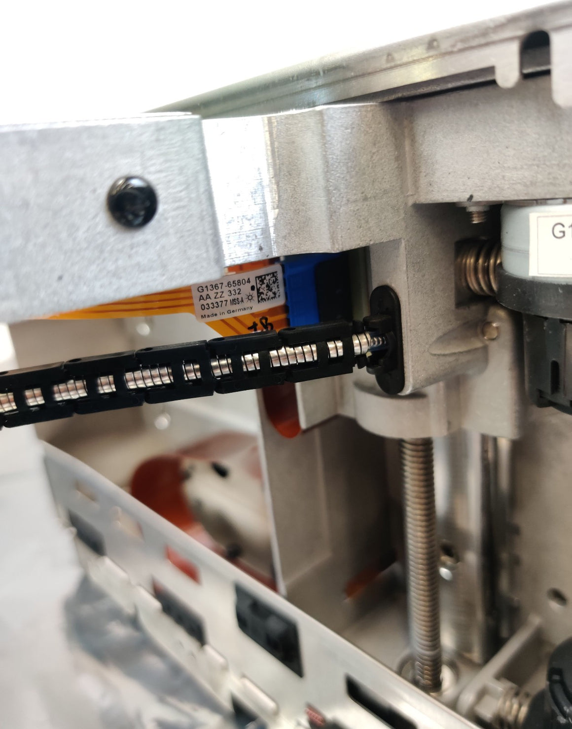 Agilent G1367-60019 Sample Transport Arm Assy w G1367-98700 Motor