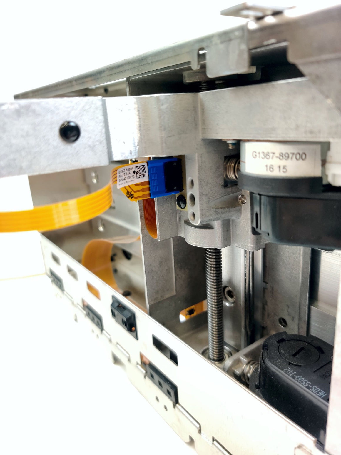 Agilent G1367-60059 New Sample Transport w/ G1367-89700 Motor 1100 1200 HPLC