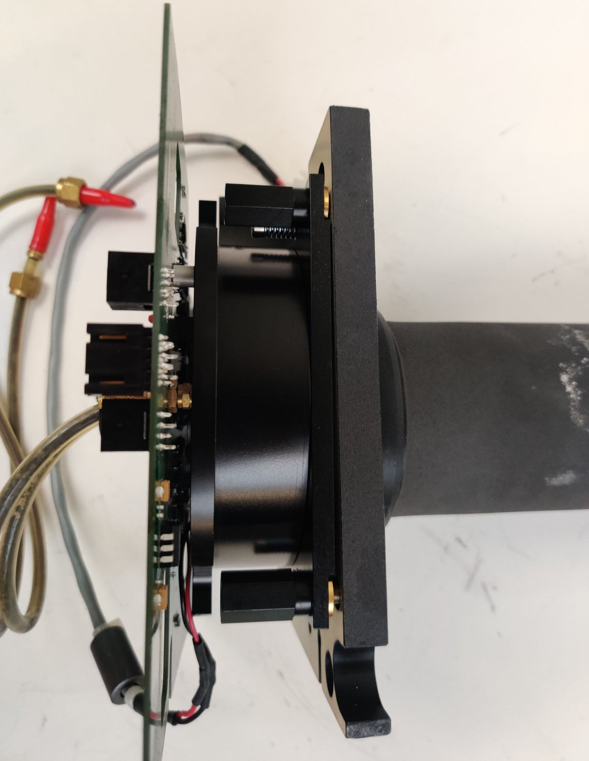 PerkinElmer Optima ICP-OES N069-1075 VIS Camera Detector Assy w Vega Controller
