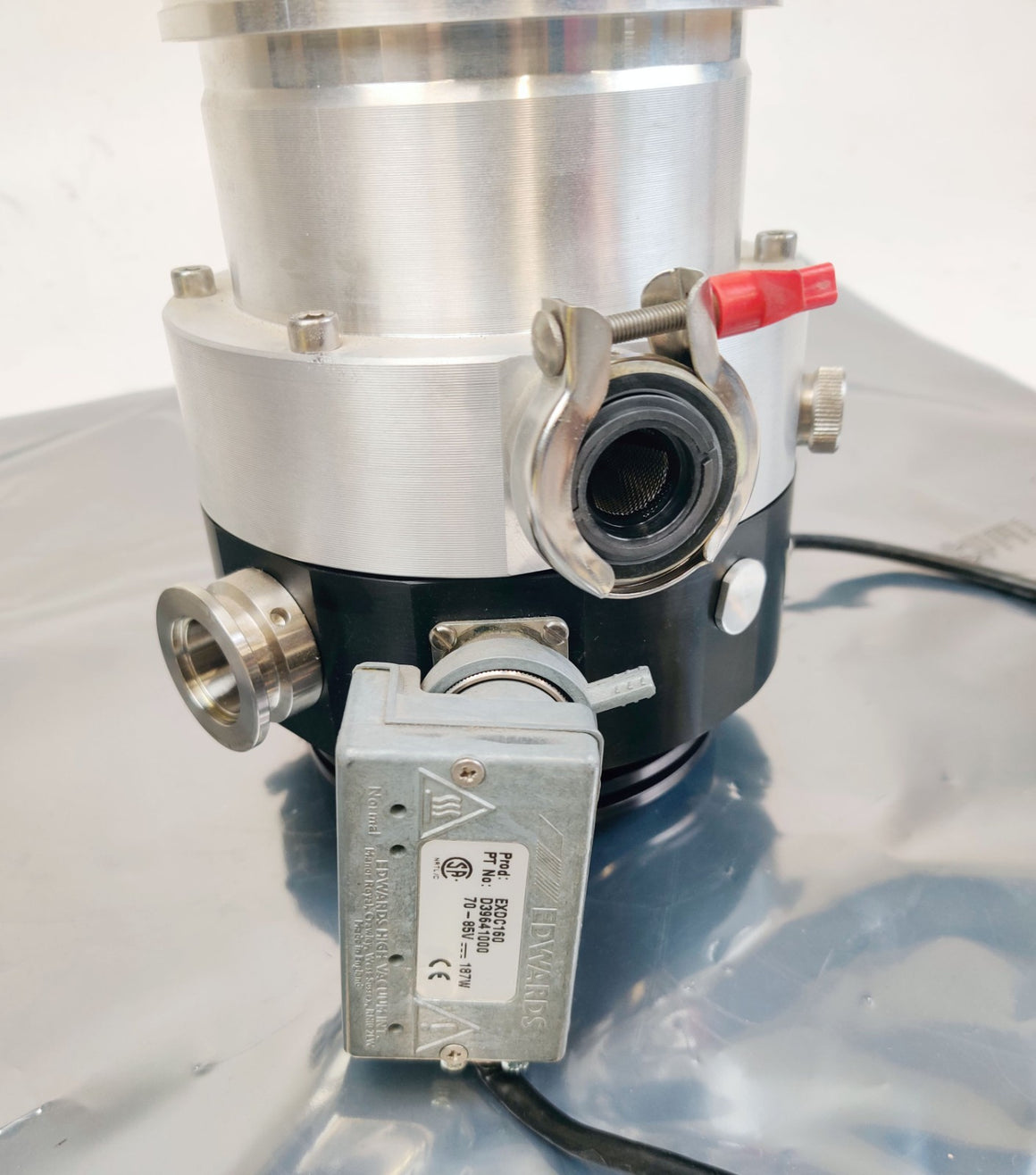 Edwards EXT 255HI Turbo Vacuum Pump DN100-ISOK B75303000 w EXDC160 Controller