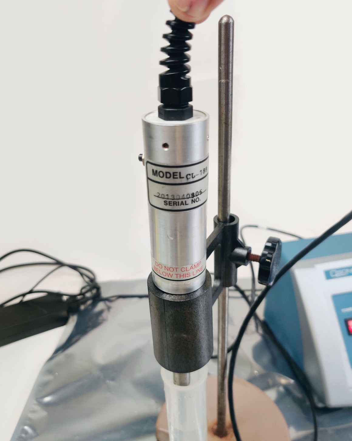 QSonica Q55 Sonicator Ultrasonic Homogenizer w CL-188 Converter 422-A 1/8" Probe