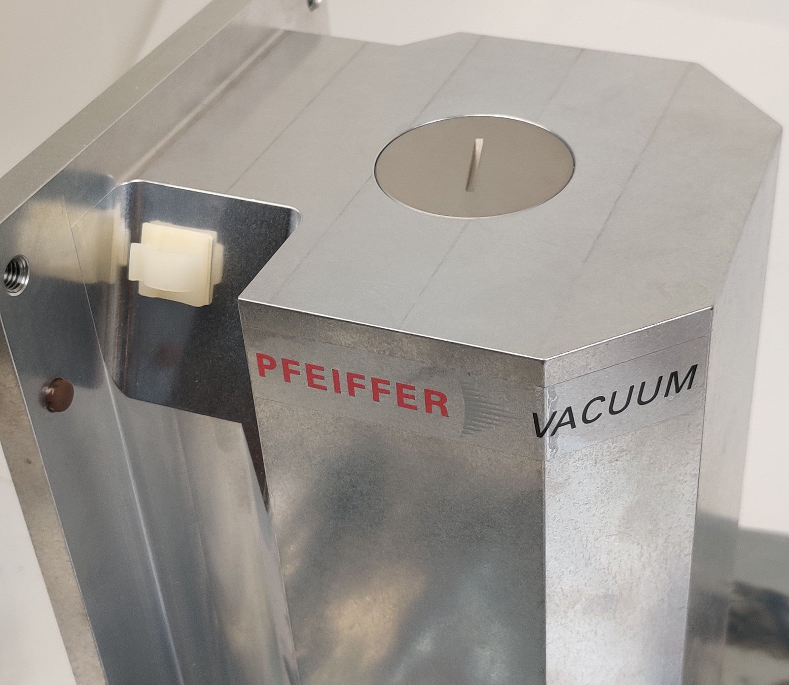Turbo Vacuum Pump Pfeiffer TMH 261-250 PMP03162 H