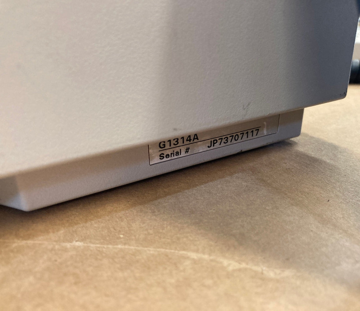 Agilent G1314A VWD Wavelength Detector HPLC w Standard Cell G1314-60086 Tested
