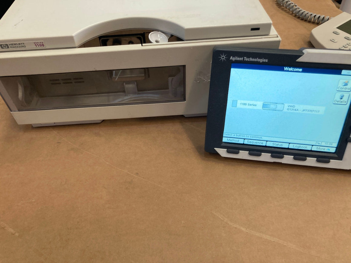 Agilent G1314A VWD Wavelength Detector HPLC w Standard Cell G1314-60086 Tested