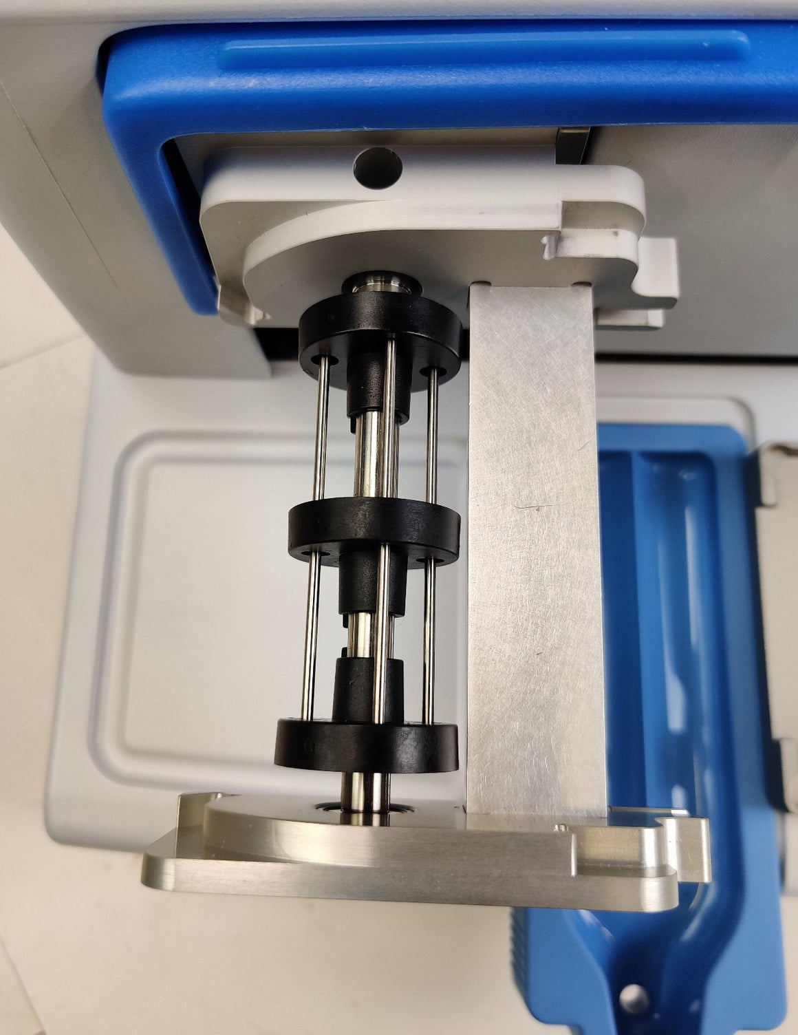 Thermo Multidrop Combi 836 Microplate Reagent Dispenser 5840300 NEW