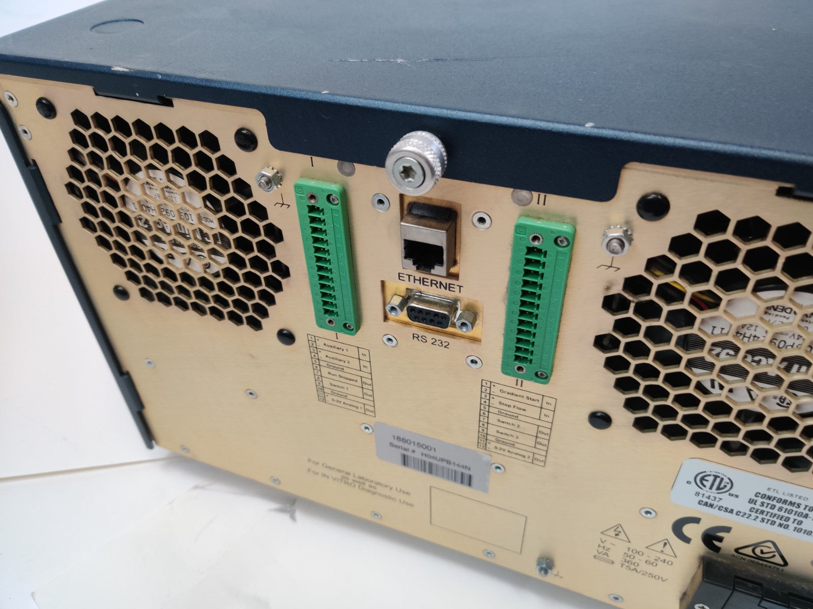 UPLC Binary Solvent Manager Waters 186015001 Acquity UPLC