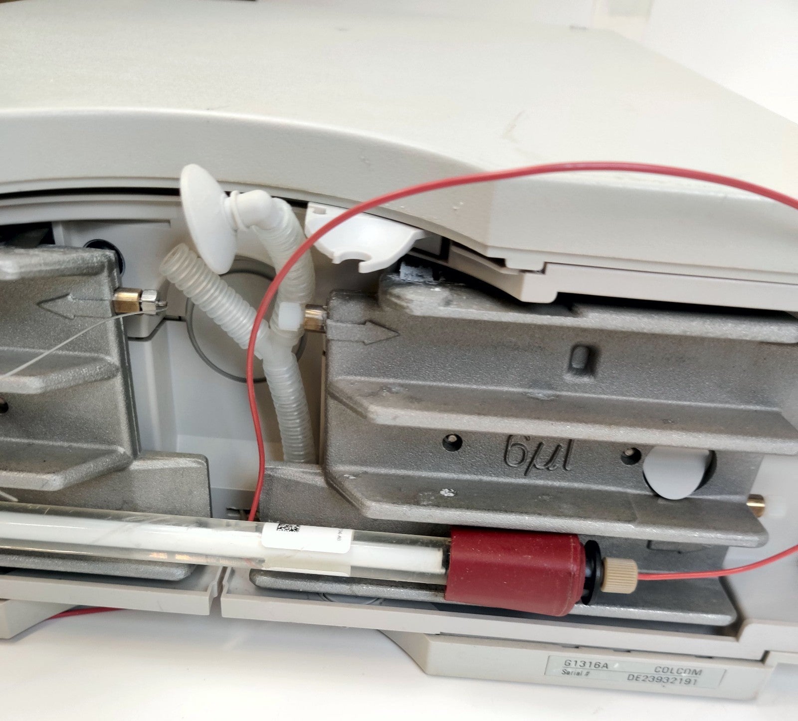 Thermostatted Column Compartment Agilent G1316A 1100