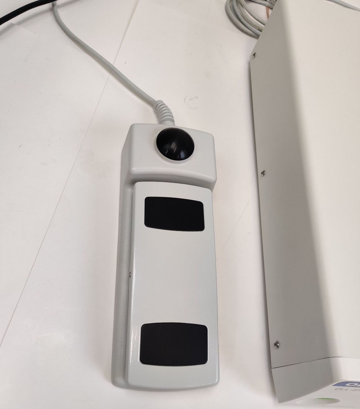 Olympus CLL-S1 Light Source with Foot Pedal and Power Cable - 