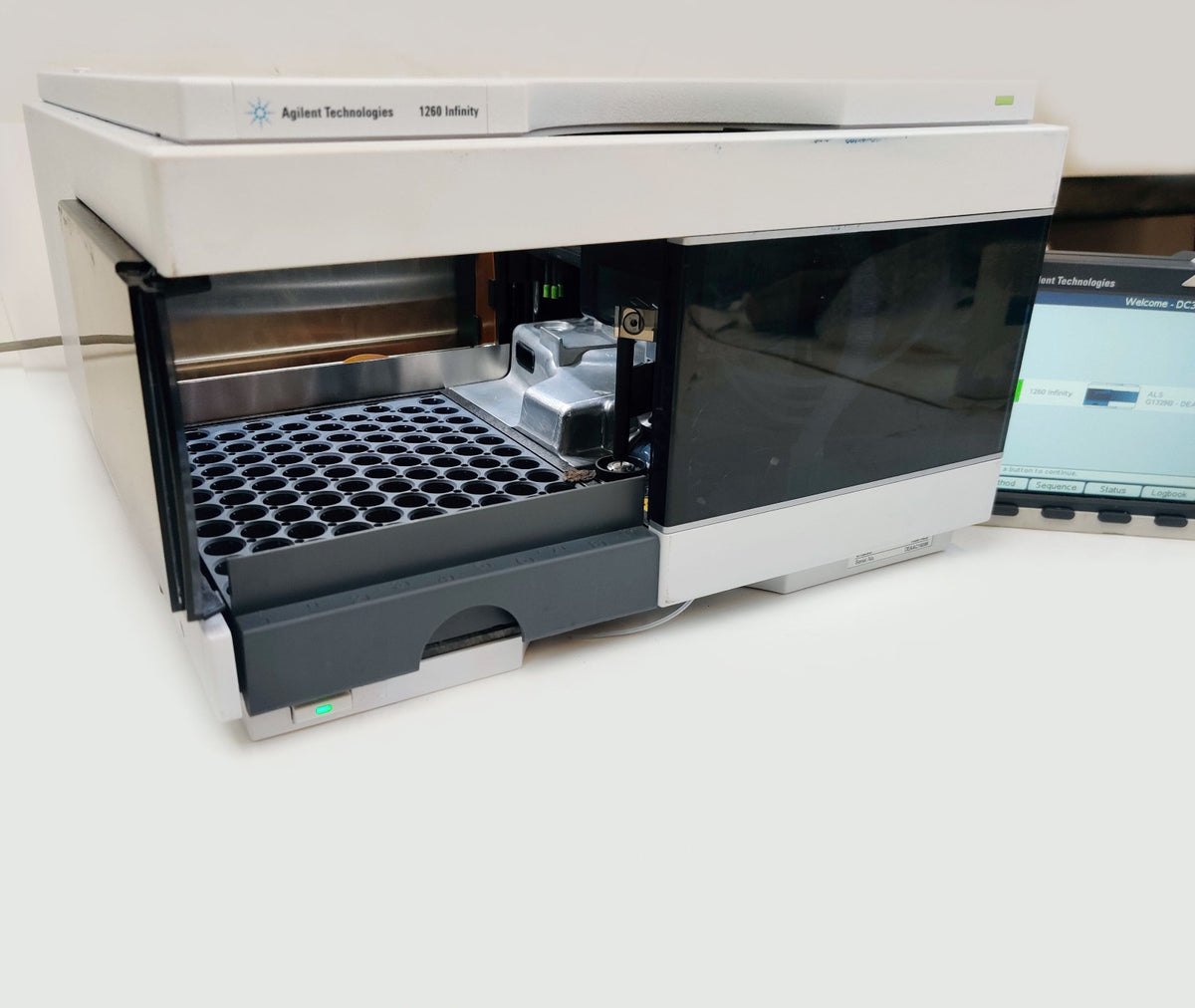 Agilent 1260 Infinity G1329B ALS Standard Autosampler with 100 x 2ml Vial Tray - 