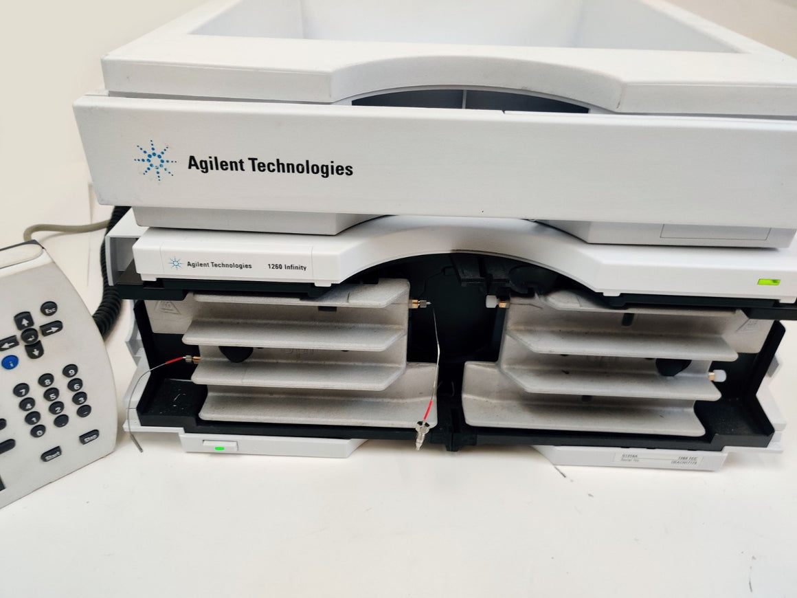 Agilent 1260 Infinity G1316A Thermostatted Column Compartment w Cover, Tray - 