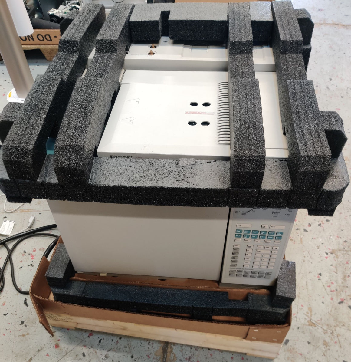 Gas Chromatograph System HP Agilent G1530A 6890 Plus