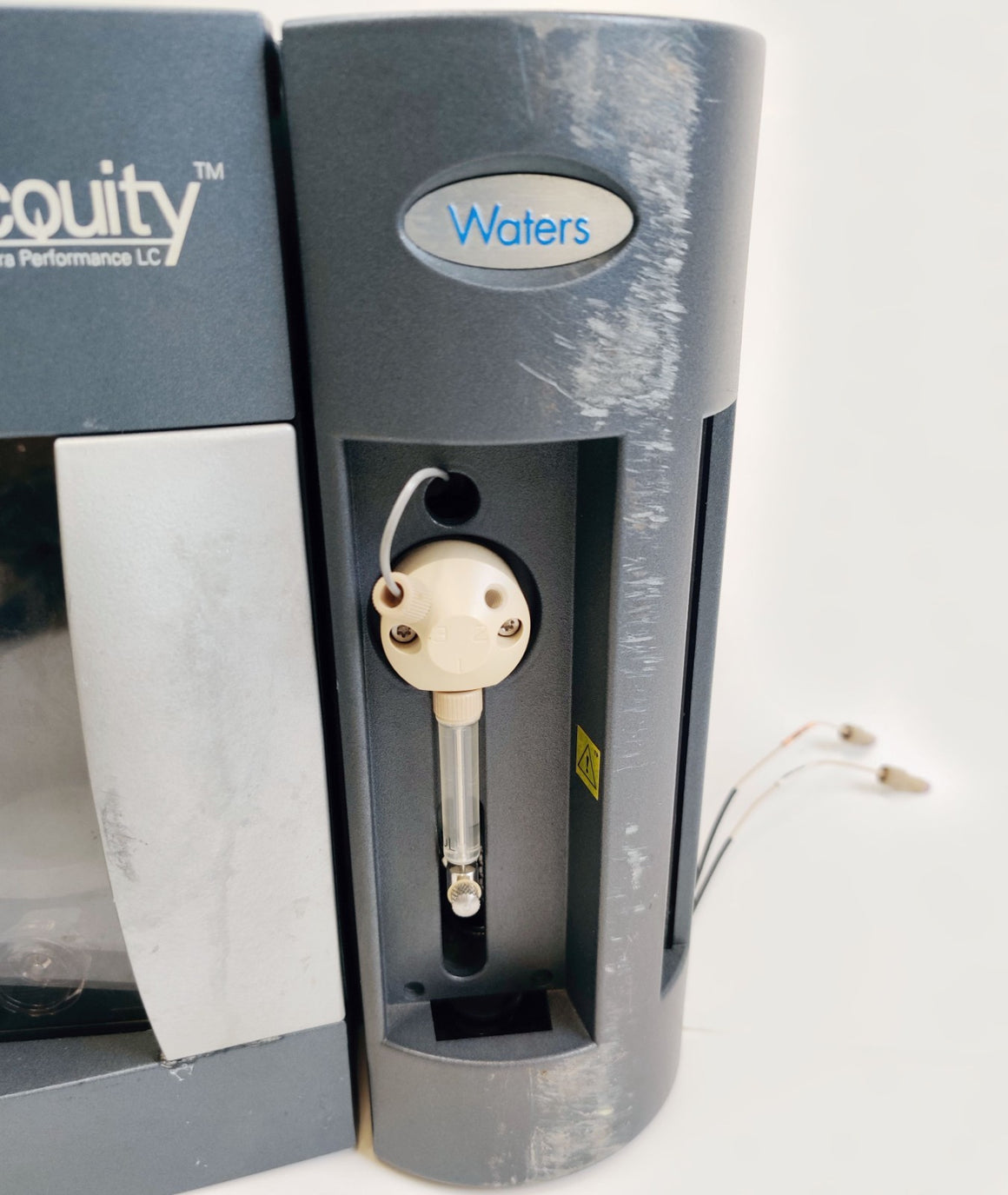 Waters Acquity UPLC Sample Manager 186015006 with 279001555 Fluidics Drawer Assembly