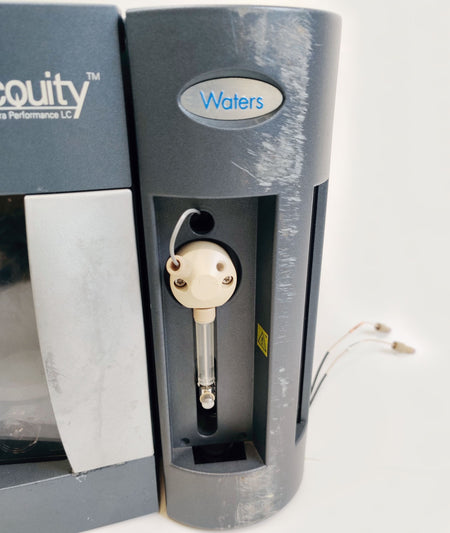 Waters Acquity UPLC Sample Manager 186015006 with 279001555 Fluidics Drawer Assembly